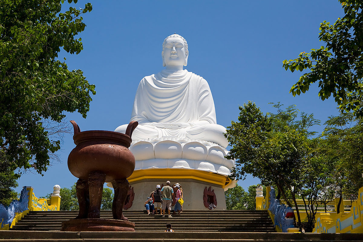 🧘 Буддизм во Вьетнаме: Духовный стержень нации